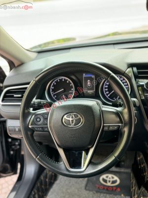 Xe Toyota Camry 2.0G 2019