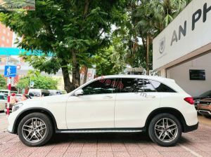 Xe Mercedes Benz GLC 300 4Matic 2018