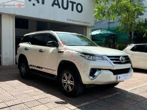 Xe Toyota Fortuner 2.7V 4x2 AT 2020