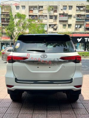 Xe Toyota Fortuner 2.7V 4x2 AT 2020