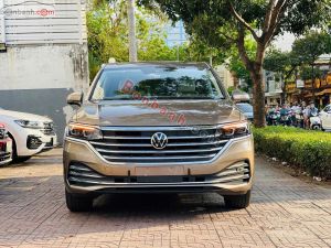 Xe Volkswagen Viloran Luxury 2024