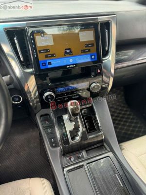 Xe Toyota Alphard 3.5 V6 2015