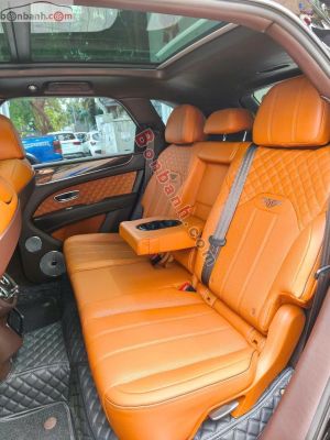 Xe Bentley Bentayga 4.0 V8 2021