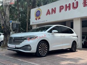 Xe Volkswagen Viloran Luxury 2024