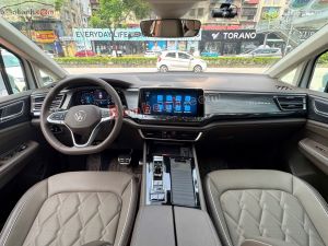 Xe Volkswagen Viloran Luxury 2024