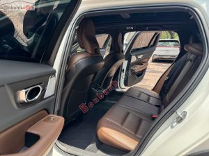 Xe Volvo V60 Cross Country B5 AWD 2022