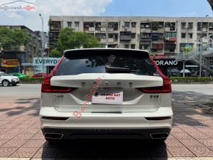 Xe Volvo V60 Cross Country B5 AWD 2022