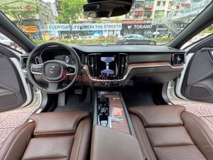 Xe Volvo V60 Cross Country B5 AWD 2022