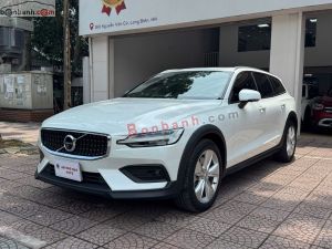 Xe Volvo V60 Cross Country B5 AWD 2022
