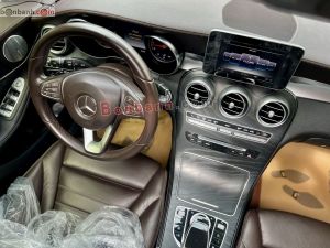 Xe Mercedes Benz GLC 300 4Matic 2017
