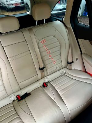 Xe Mercedes Benz GLC 250 4Matic 2017