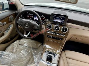 Xe Mercedes Benz GLC 250 4Matic 2017