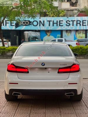 Xe BMW 5 Series 520i 2022