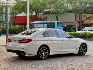 Xe BMW 5 Series 520i 2022