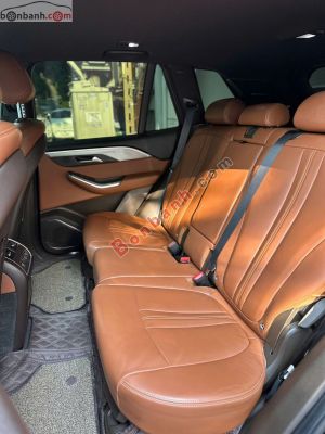 Xe VinFast Lux SA 2.0 Premium 2.0 AT 2021