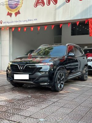 VinFast Lux SA 2.0 Premium 2.0 AT