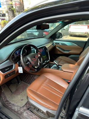 Xe VinFast Lux SA 2.0 Premium 2.0 AT 2021