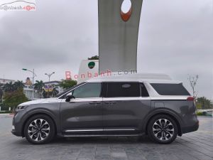 Xe Kia Carnival Royal 2.2D 2022