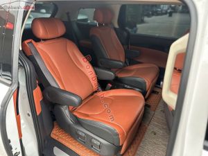 Xe Kia Carnival Signature 2.2D 2025