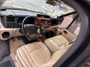 Xe Ford Transit Limousine 2016