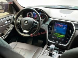 Xe VinFast Lux SA 2.0 Base 2.0 AT 2021