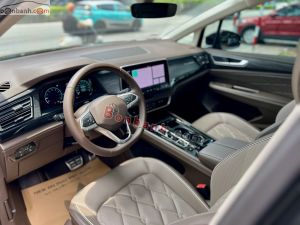 Xe Volkswagen Viloran Luxury 2024