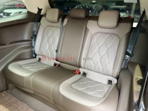 Xe Volkswagen Viloran Luxury 2024