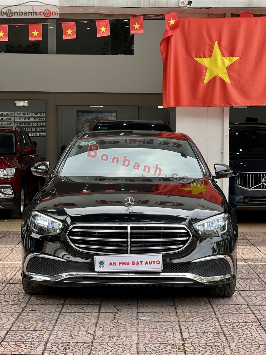 Mercedes Benz E class E200 Exclusive 2022